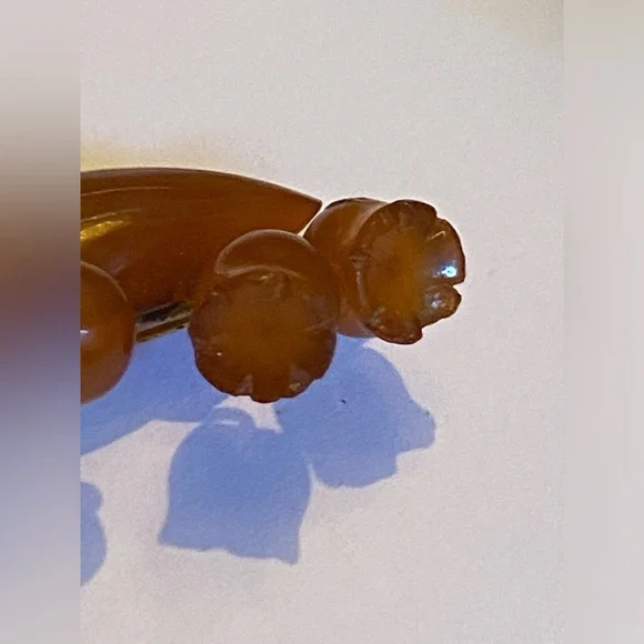 Vintage Amber Brooch USSR Lily of the Valley #9196 - Picture 7 of 13